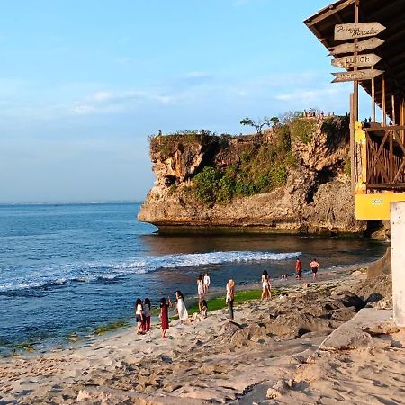 Simple Homestay Balangan Pecatu Extérieur photo